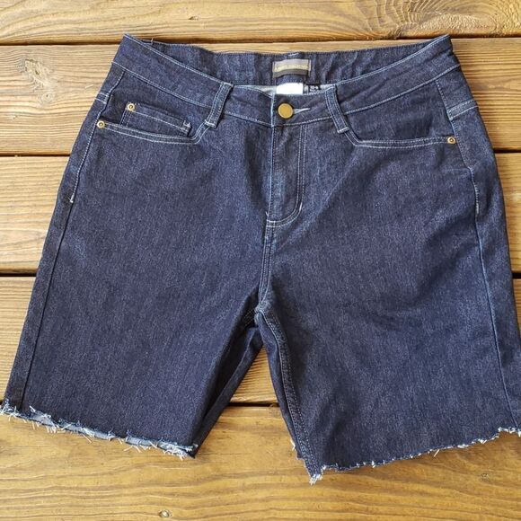 Apparel Collection high rise darkwash jean shorts size 32 - Picture 1 of 8